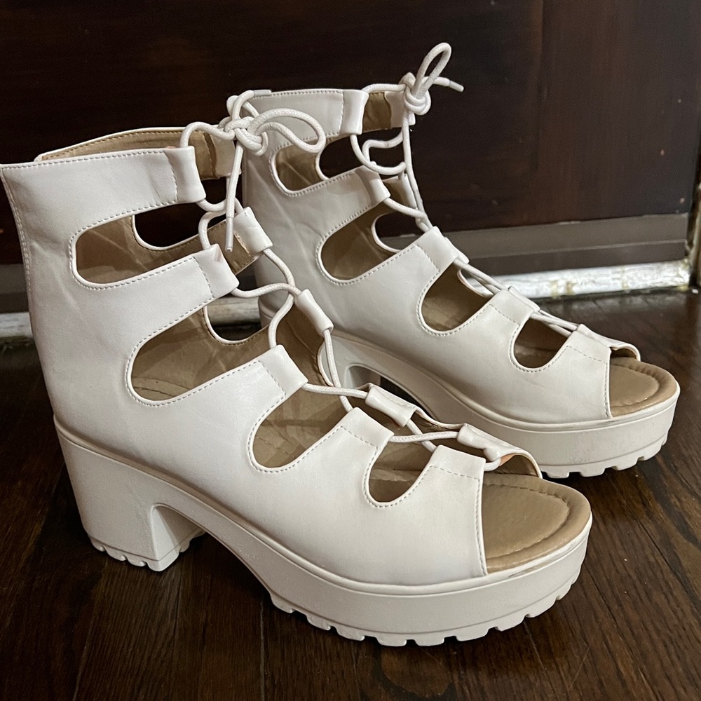 White High Heeled Peep-toe Sandals Platforms